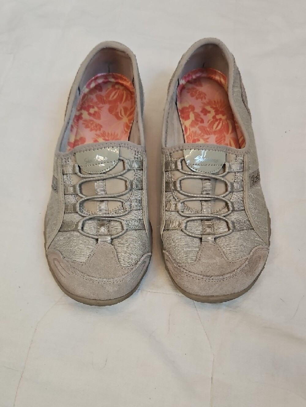 Skechers Casual Slip-On Women’s Comfort Shoes in Light Tan Size 8.5 - Picture 7 of 8